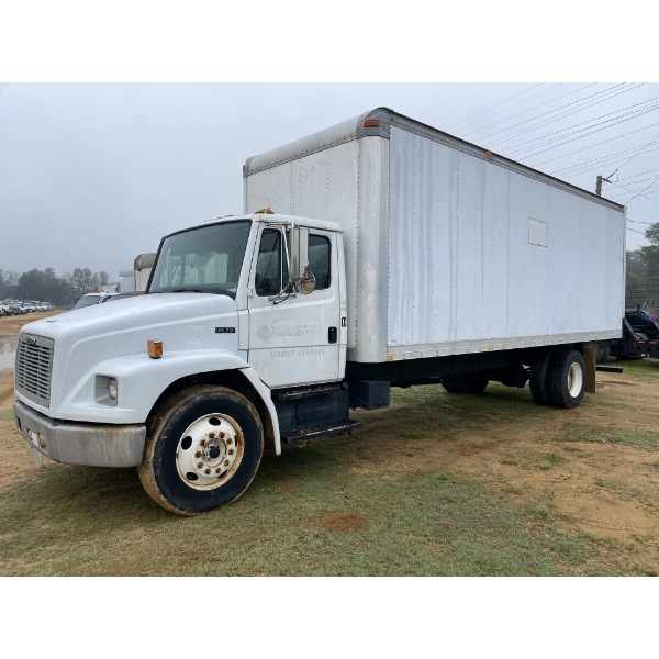 2003 FREIGHTLINER FL70 Box Truck