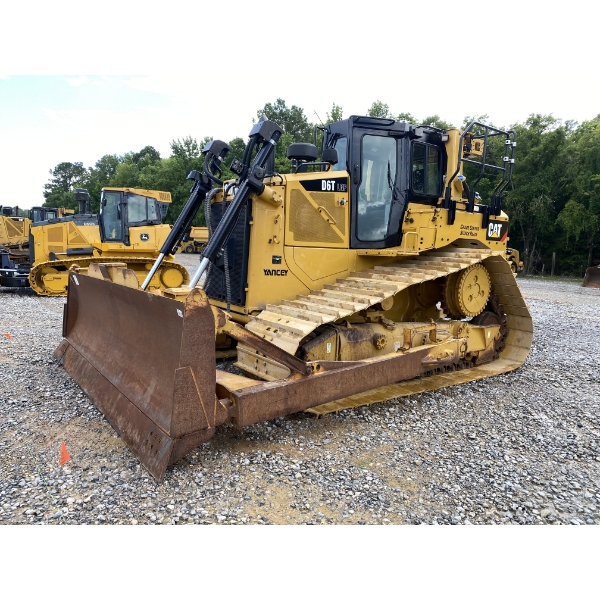2016 CAT D6T LGP Dozer / Crawler Tractor