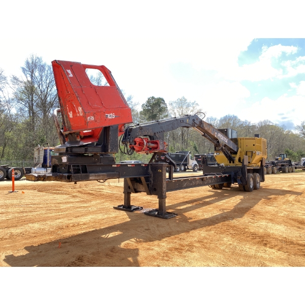 2016 CAT 559C Log Loader