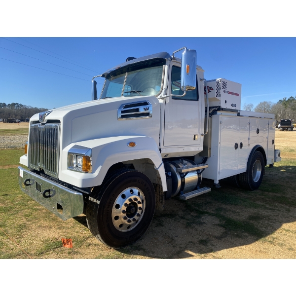 2021 WESTERN STAR 4700 Service / Mechanic Truck