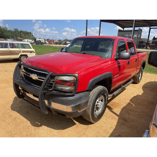 2007 CHEVROLET 2500 HD Pickup Truck