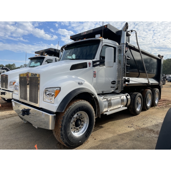 2023 KENWORTH T880S Dump Truck