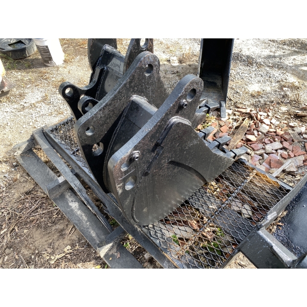 12" HOE BUCKET