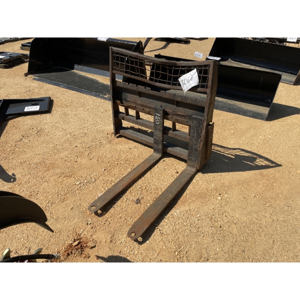 FORKLIFT ASSY FRAME, fits skid steer loader