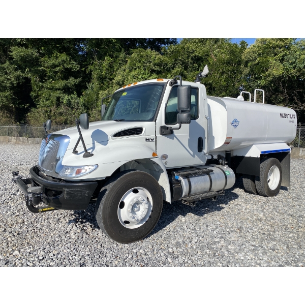 2019 INTERNATIONAL MV607 Water Truck