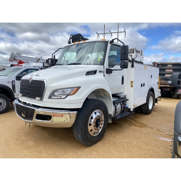 2023 INTERNATIONAL MV607 Service / Mechanic Truck