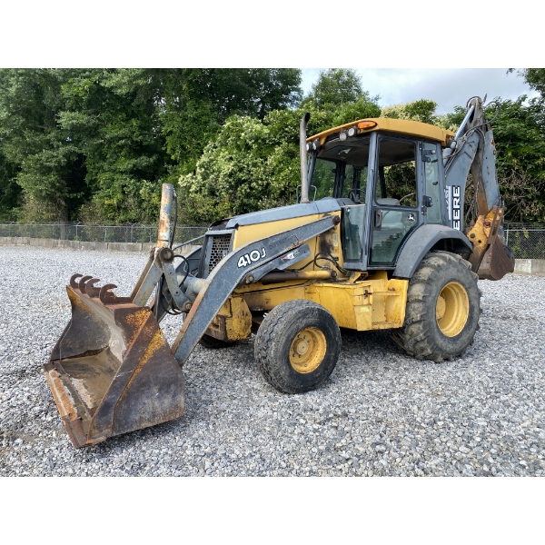 2010 JOHN DEERE 410J Backhoe