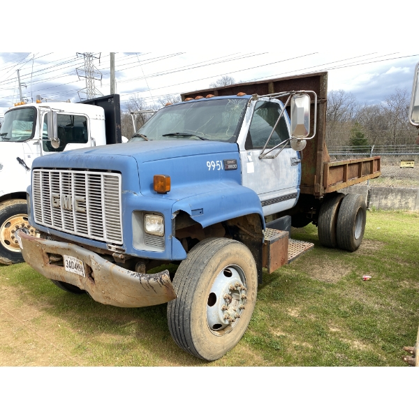 1999 GMC C6500 Flatbed Truck