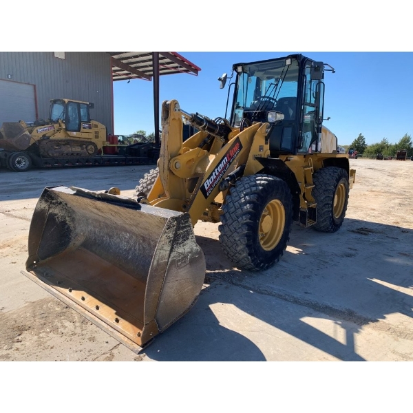 2020 CAT 910M Wheel Loader