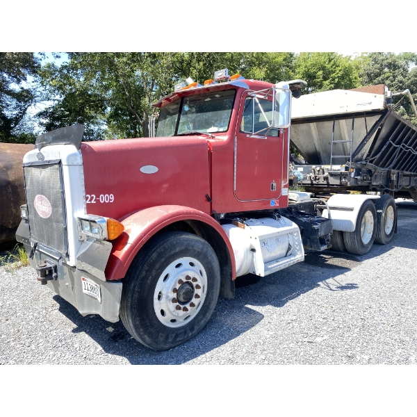 1997 PETERBILT 378 Day Cab Truck