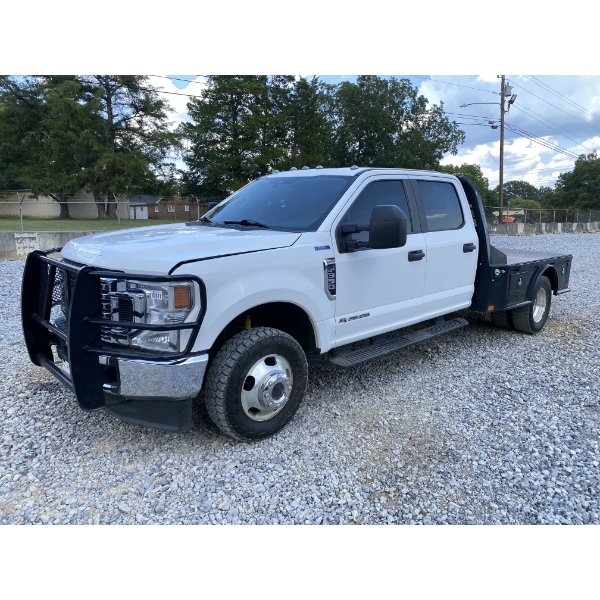 2021 FORD F350 STX Flatbed Truck