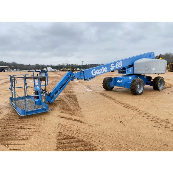 2013 GENIE S-65 Manlift