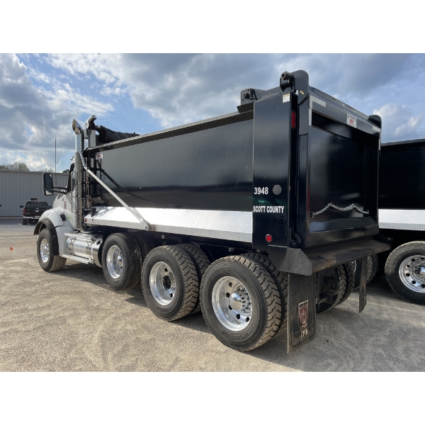 2025 KENWORTH T880 Dump Truck - J.M. Wood Auction Company, Inc.