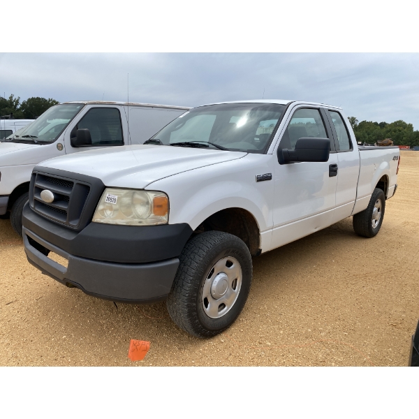 2007 FORD F150 XL Pickup Truck
