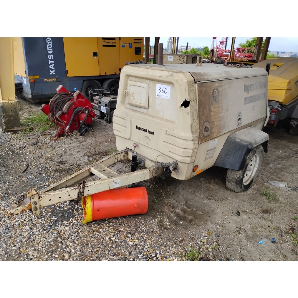 2004 INGERSOLL RAND P185 WIR Air Compressor