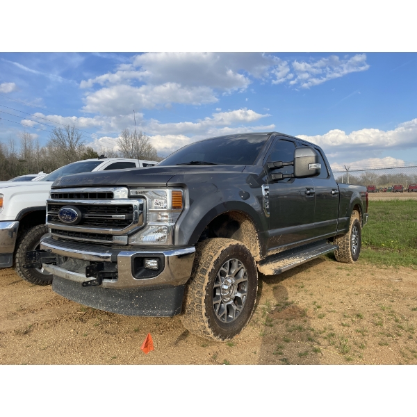 2021 FORD F250 LARIAT FX4 Pickup Truck