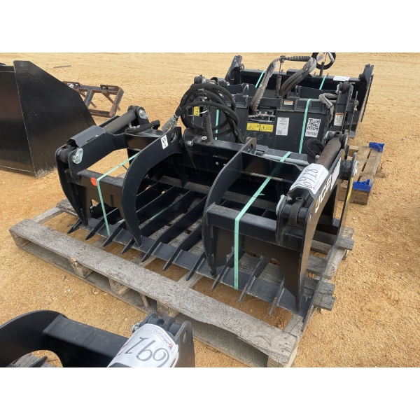 2018 JCB 60" BRUSH GRAPPLE