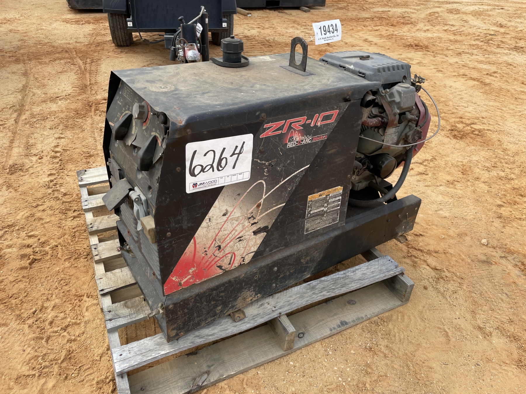 RED-D ARC WELDING ZR-10 WELDER - J.M. Wood Auction Company, Inc.