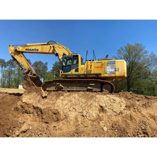 2013 KOMATSU PC650LC-8E0 Excavator