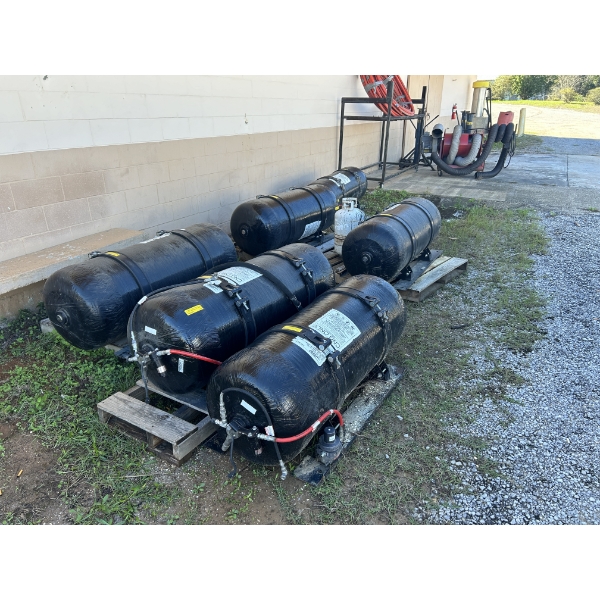 LINCOLN COMPOSITES CNG TANK