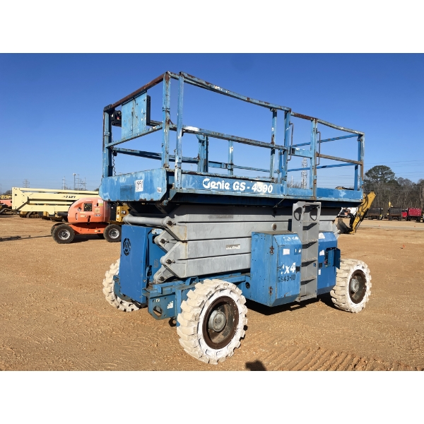 2008 GENIE 4390 Scissor Lift