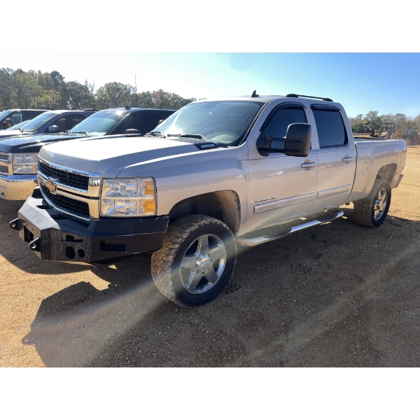 2007 CHEVROLET SILVERADO 2500 HD Z71 LT Pickup Truck