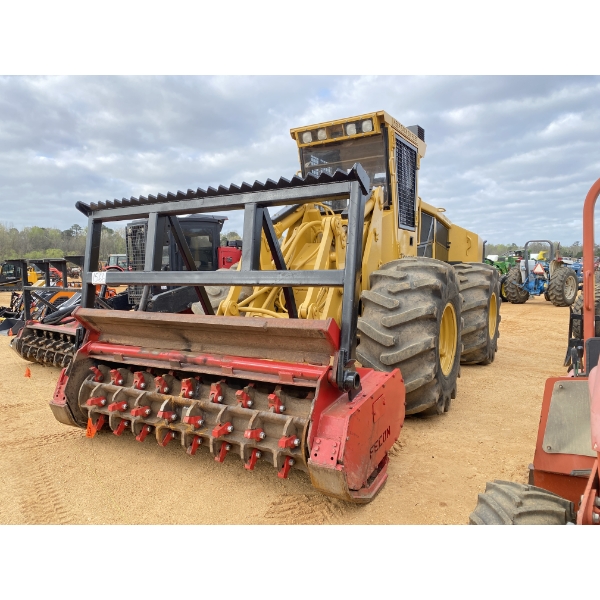 2003 TIGERCAT 724M Mulcher