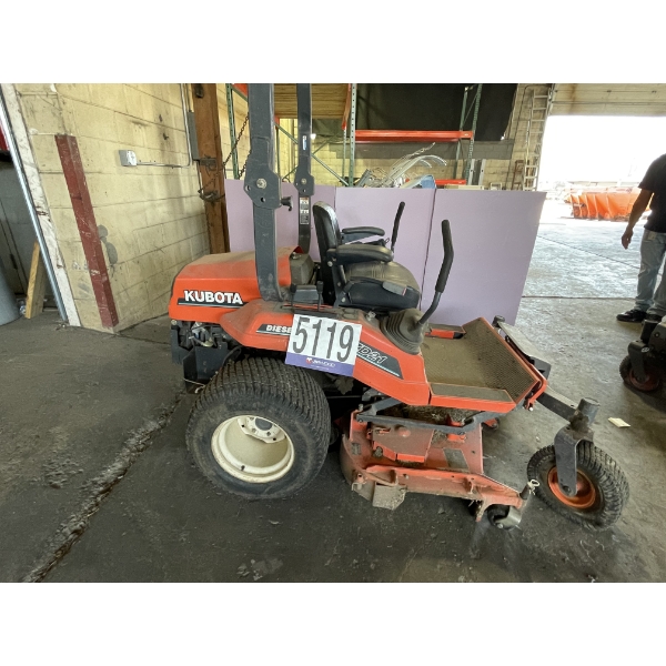 KUBOTA ZD21 ZERO TURN Lawn Mower