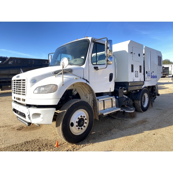 2018 FREIGHTLINER M2 AVALANCHE Sweeper Truck