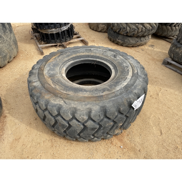 (1) 23.5R25 TIRE