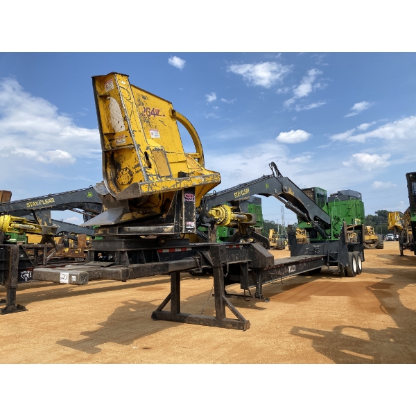 2017 JOHN DEERE 437E Log Loader