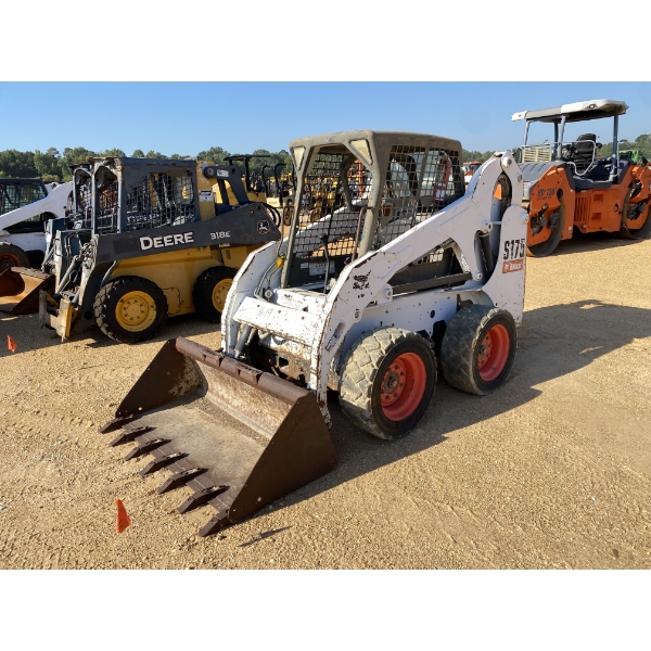 2010 BOBCAT S175 Skid Steer Loader - Wheel