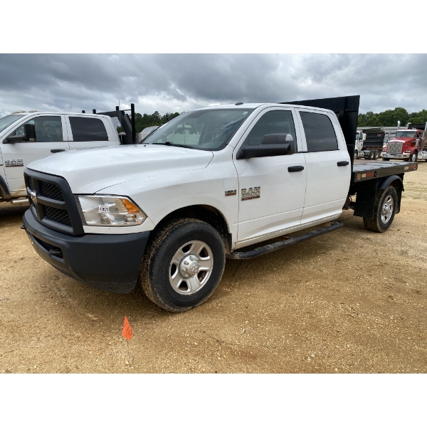 2017 RAM 3500 Flatbed Truck