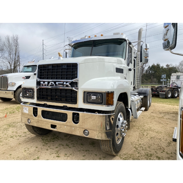 2026 MACK PI64T Day Cab Truck