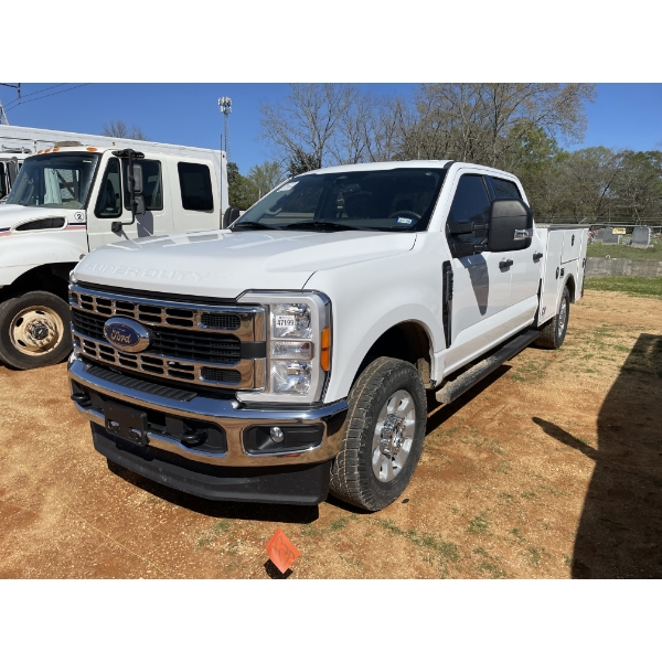 2023 FORD F250 XLT Service / Mechanic Truck