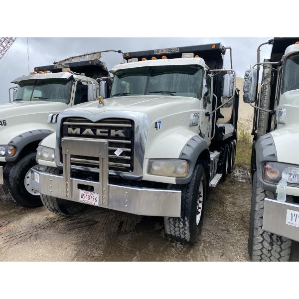 2020 MACK GR64F Dump Truck