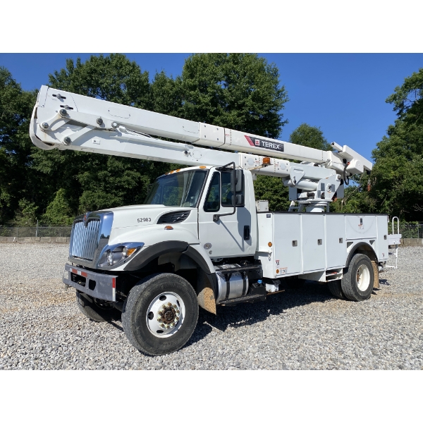 2019 INTERNATIONAL WORKSTAR 7300 Bucket Truck