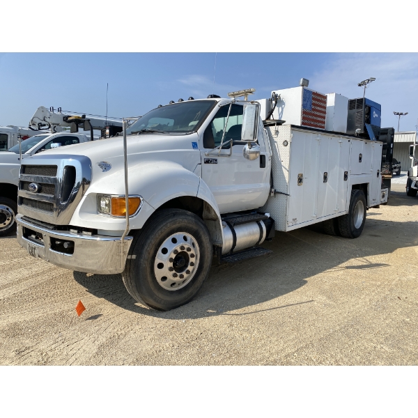 2015 FORD F750 XL Service / Mechanic Truck