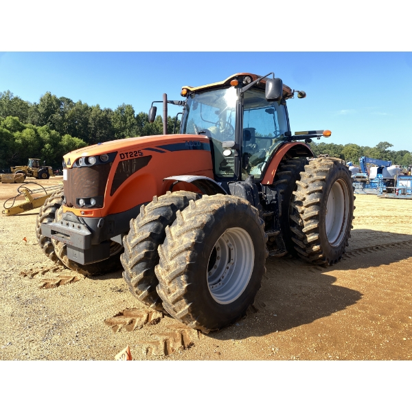 2009 AGCO DT225B Scraper Tractor