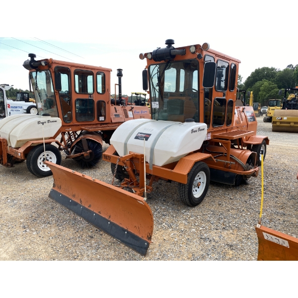 2021 BROCE RCT350 Broom