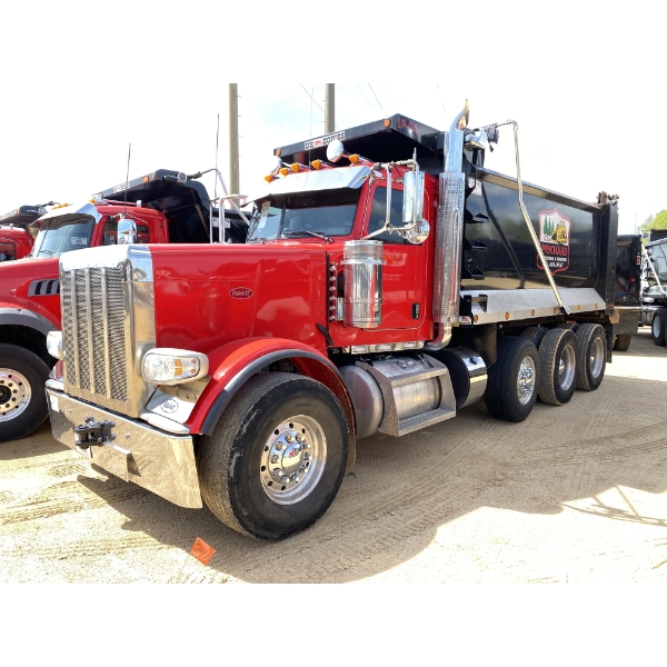 2023 PETERBILT 389 Dump Truck