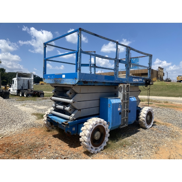 2008 GENIE 4390 Scissor Lift