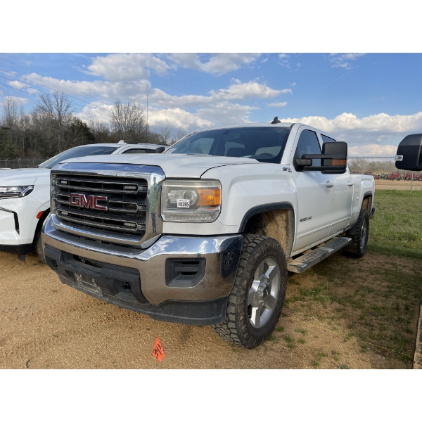 2016 GMC SIERRA 2500 HD Z71 Pickup Truck