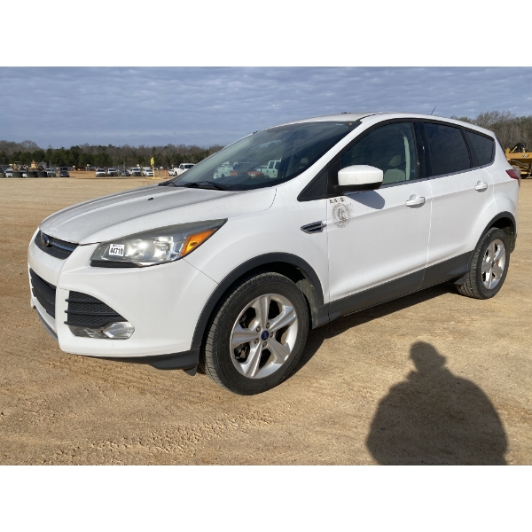 2014 FORD ESCAPE SE SUV