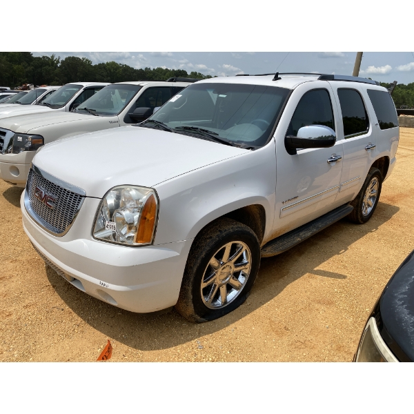 2012 GMC YUKON SLT SUV