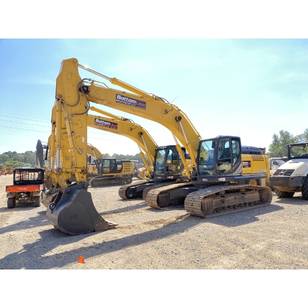 2023 KOBELCO SK300LC-11 Excavator