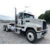 Image 4 : 2019 MACK PI64T Day Cab Truck