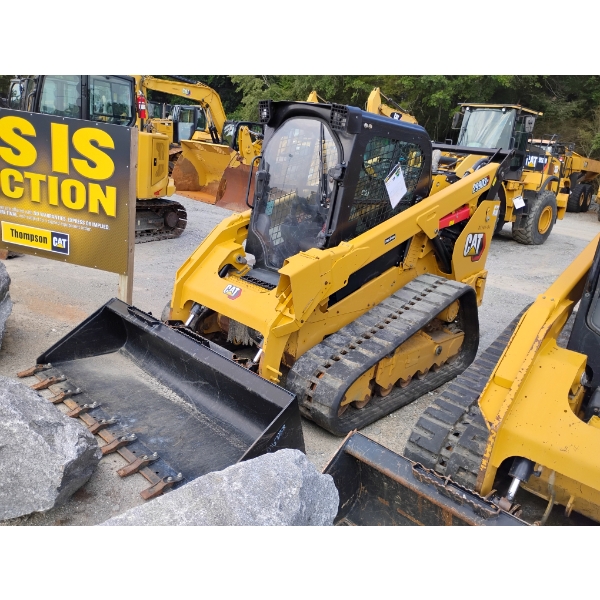 2023 CAT 299D3 XE Skid Steer Loader - Crawler