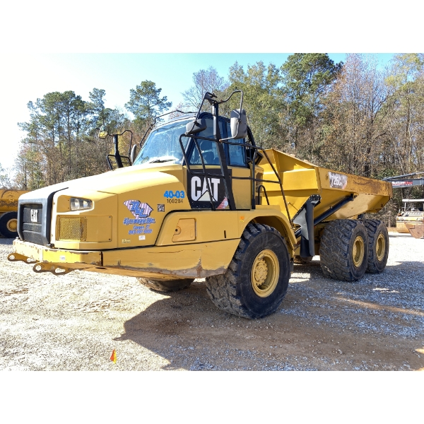 2018 CAT 725C2 Articulated Truck