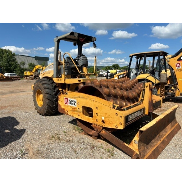 2004 CAT CP563E Roller
